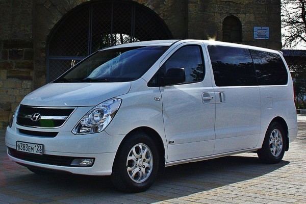 Hyundai  Grand Starex 