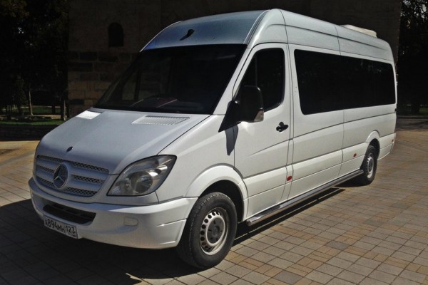Mersedes Sprinter 2009 год 20 мест