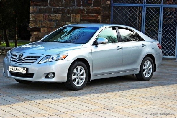 Toyota Camry 