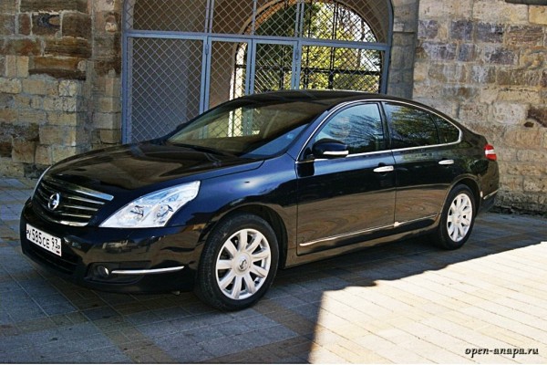 Nissan Teana 