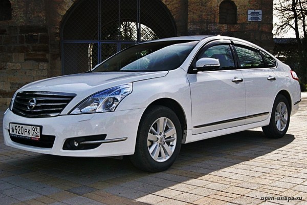 Nissan Teana